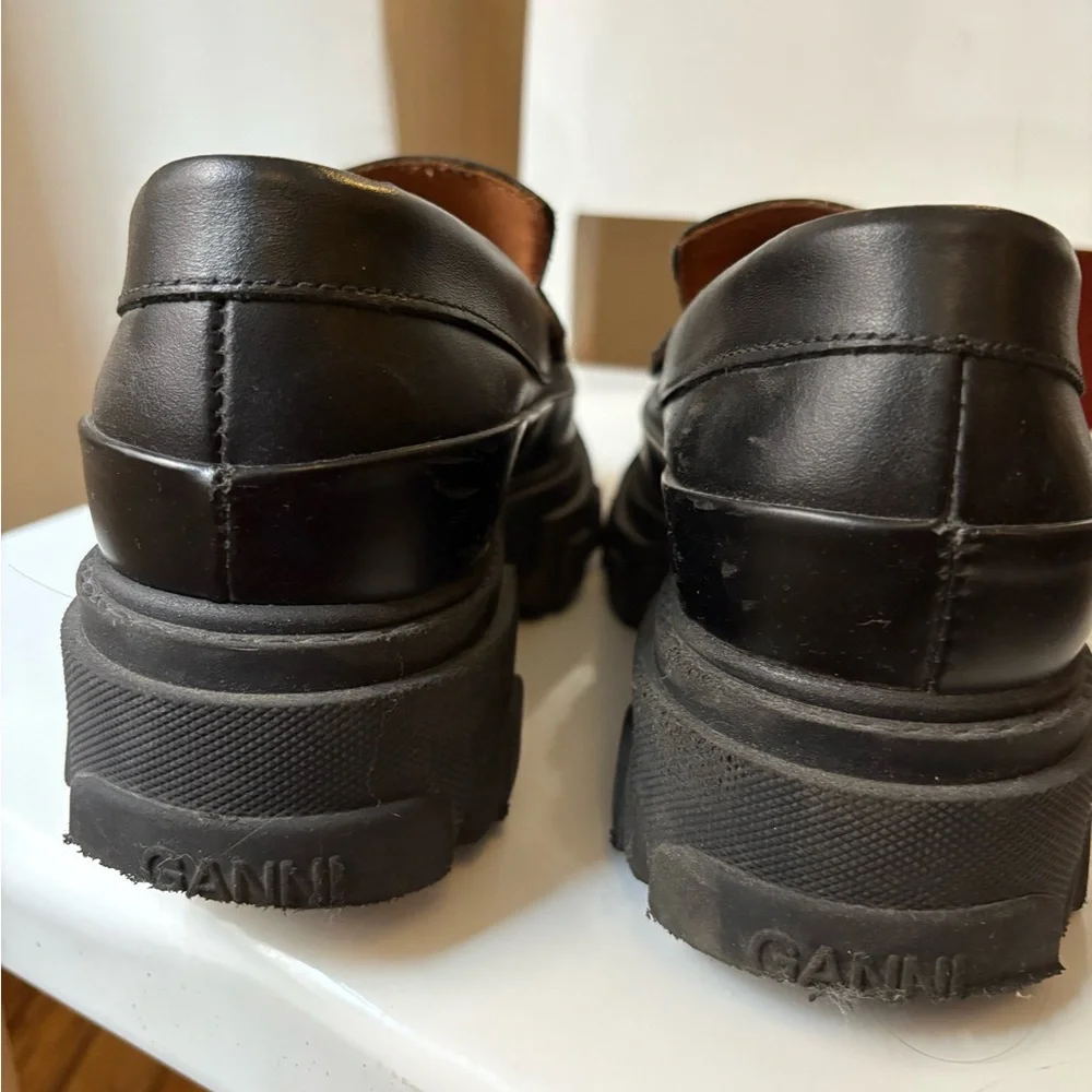 Ganni Chunky Leather Loafers - Picture 4 of 6